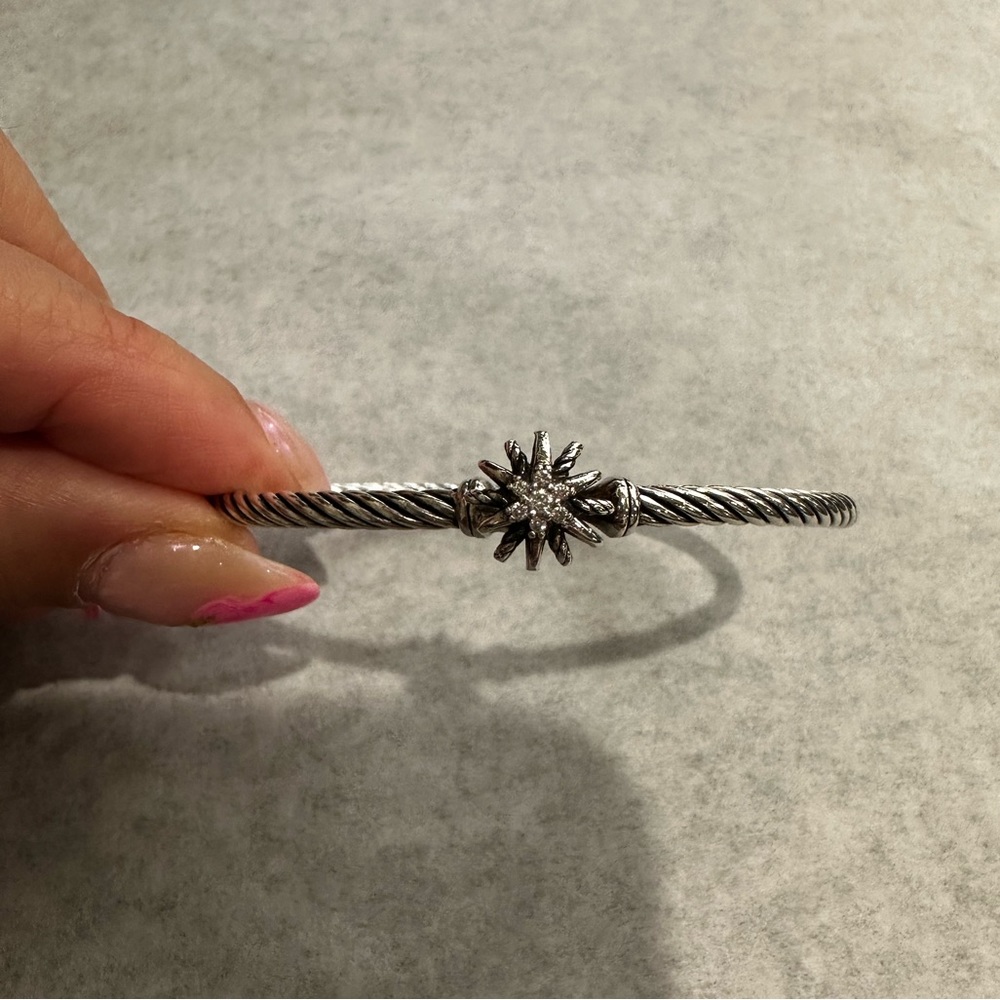 EUC David Yurman silver & diamond Starburst Single Station bracelet
